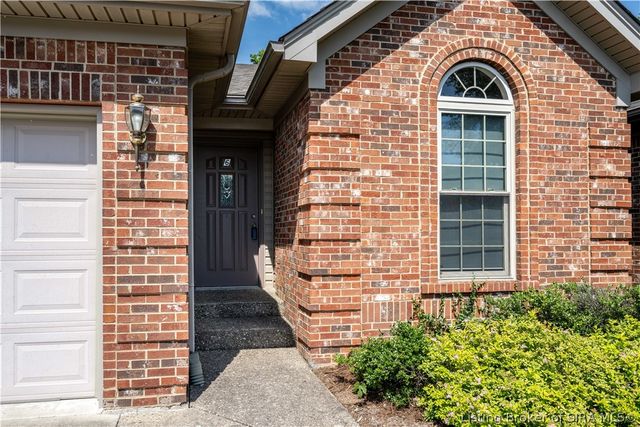 807 S Indiana Avenue 6, Sellersburg, IN 47172