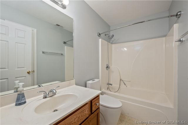 807 S Indiana Avenue 6, Sellersburg, IN 47172