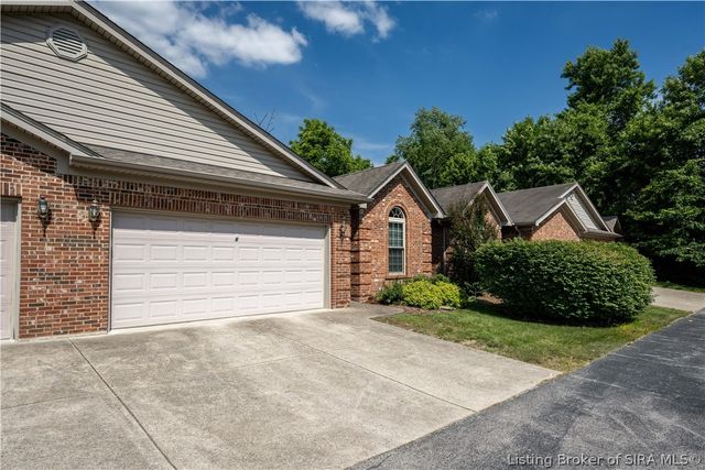 807 S Indiana Avenue 6, Sellersburg, IN 47172