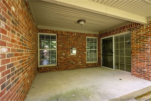 807 S Indiana Avenue 6, Sellersburg, IN 47172