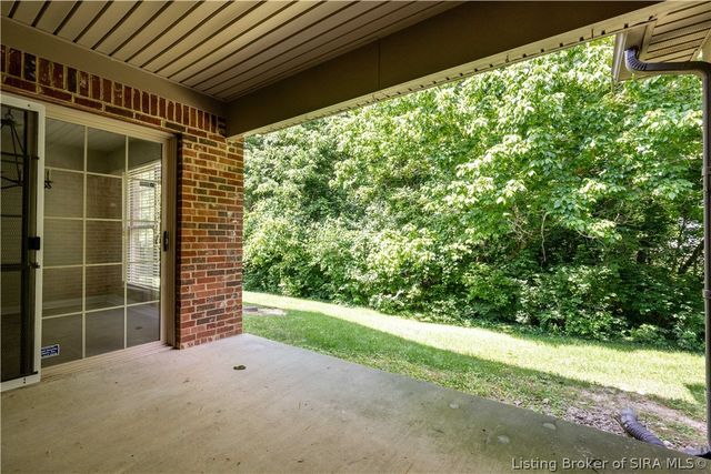 807 S Indiana Avenue 6, Sellersburg, IN 47172