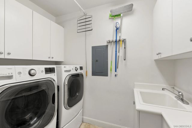 5255 Greenwillow Ln, San Diego, CA 92130