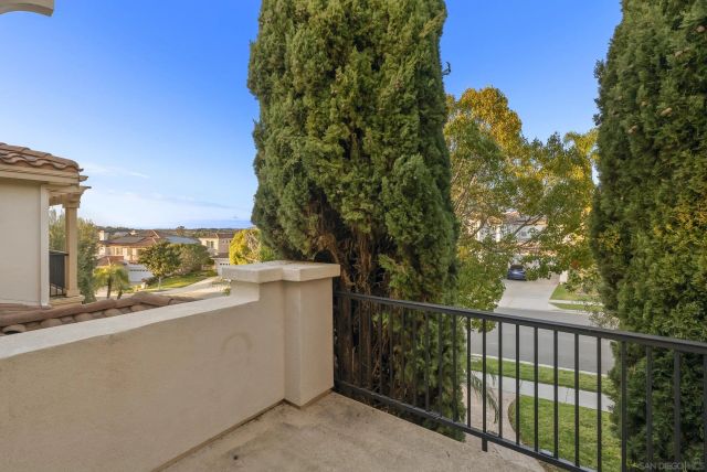 5255 Greenwillow Ln, San Diego, CA 92130