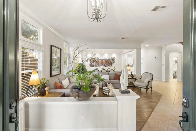 5255 Greenwillow Ln, San Diego, CA 92130