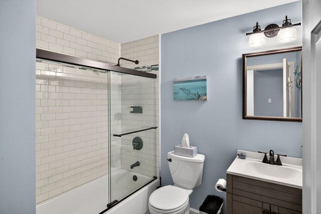 45 Main St 37, Wareham, MA 02571
