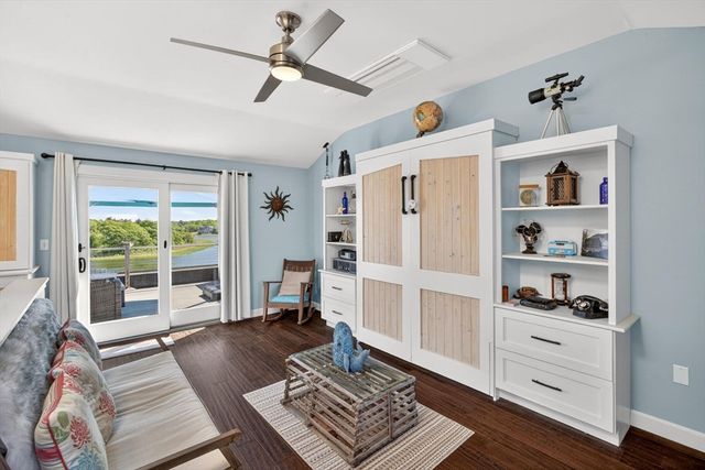 45 Main St 37, Wareham, MA 02571