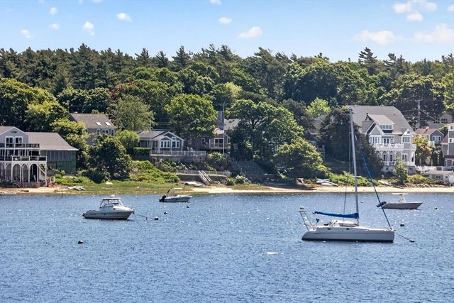 45 Main St 37, Wareham, MA 02571