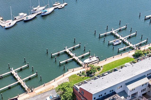 45 Main St 37, Wareham, MA 02571