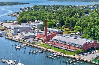 45 Main St 37, Wareham, MA 02571