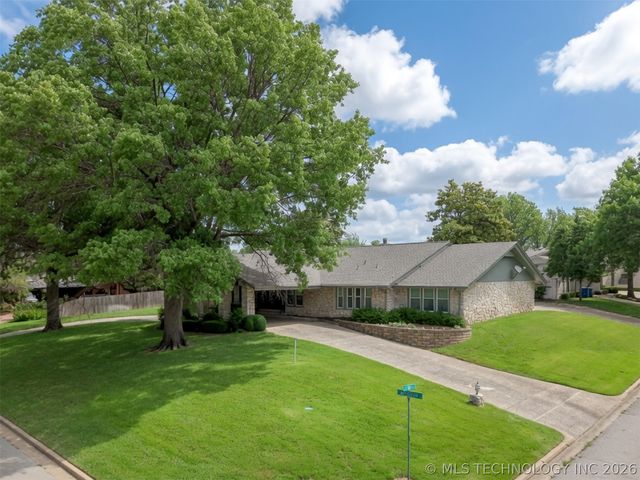6415 S Knoxville Avenue, Tulsa, OK 74136
