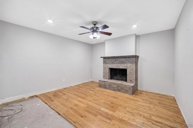 6415 S Knoxville Avenue, Tulsa, OK 74136