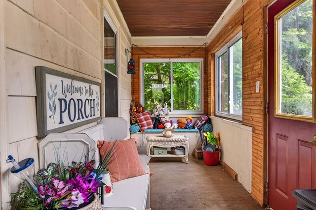12 Hurd Ave, Saugus, MA 01906
