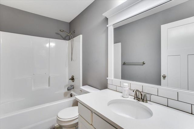 1629 N Thoroughbred St., Wichita, KS 67235