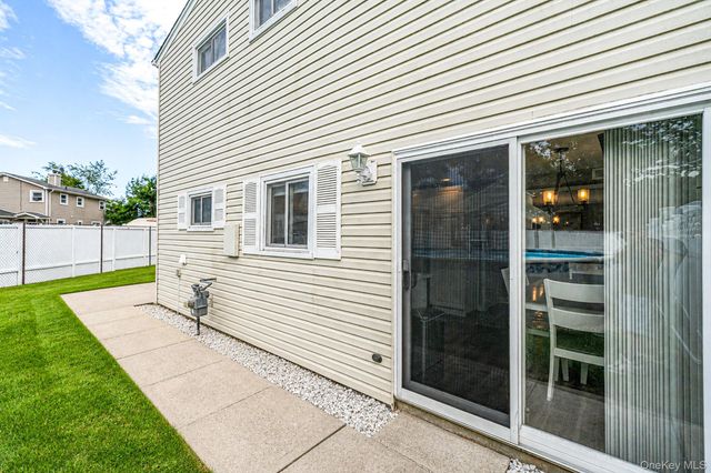 71 Colony Road, Port Jefferson Station, NY 11776
