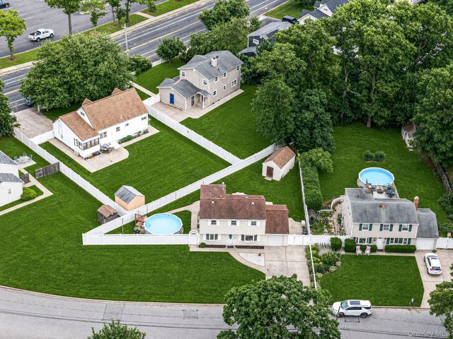 71 Colony Road, Port Jefferson Station, NY 11776