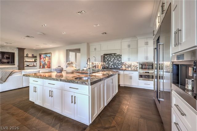1705 Corta Bella Drive, Las Vegas, NV 89134
