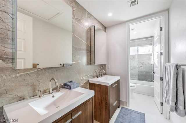 1705 Corta Bella Drive, Las Vegas, NV 89134