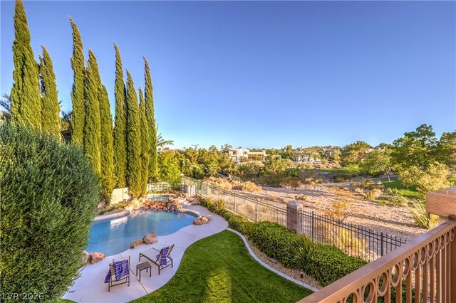 1705 Corta Bella Drive, Las Vegas, NV 89134