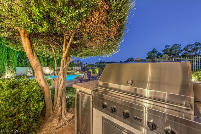 1705 Corta Bella Drive, Las Vegas, NV 89134