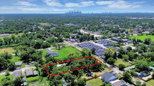 8124 Lavender Street, Houston, TX 77016