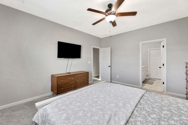 932 N Cloverleaf St, Goddard, KS 67052