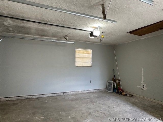 31716 E 723 Drive, Wagoner, OK 74467