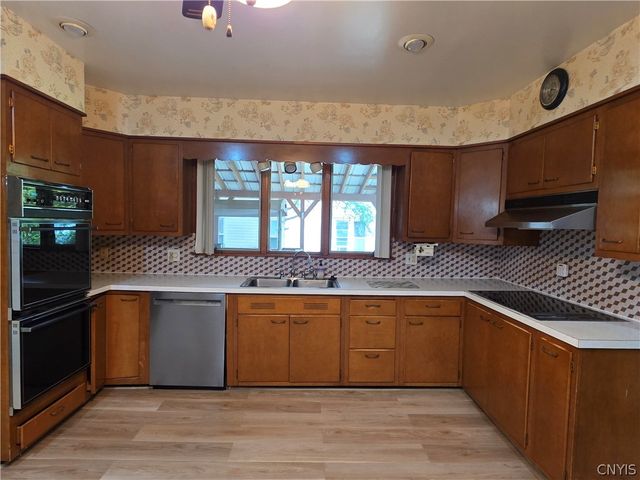 1119 Jefferson Avenue, Utica, NY 13501