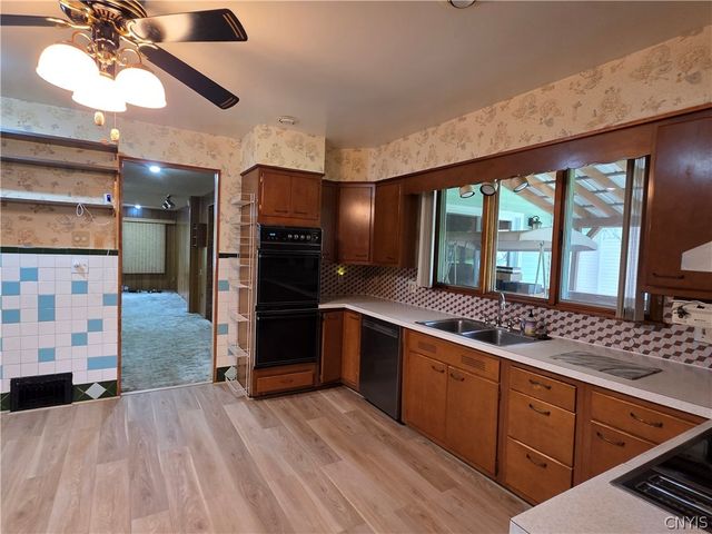 1119 Jefferson Avenue, Utica, NY 13501