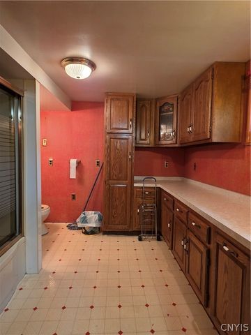 1119 Jefferson Avenue, Utica, NY 13501