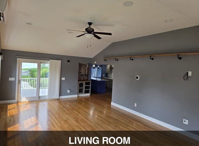 14 James St., Dudley, MA 01571