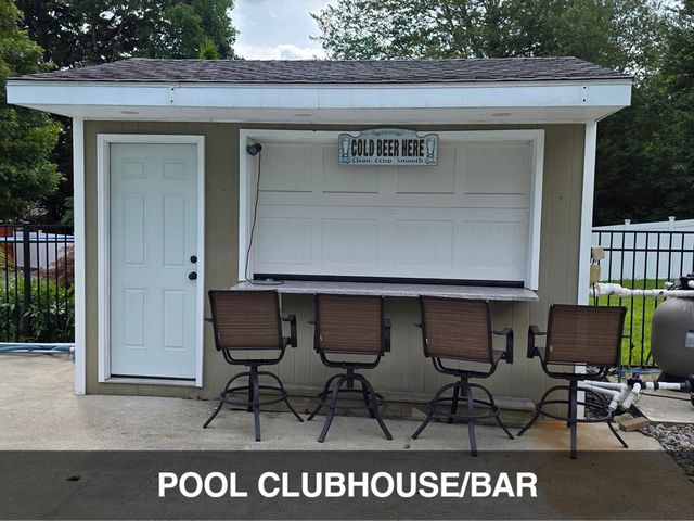 14 James St., Dudley, MA 01571