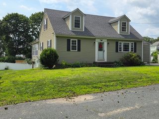 14 James St., Dudley, MA 01571