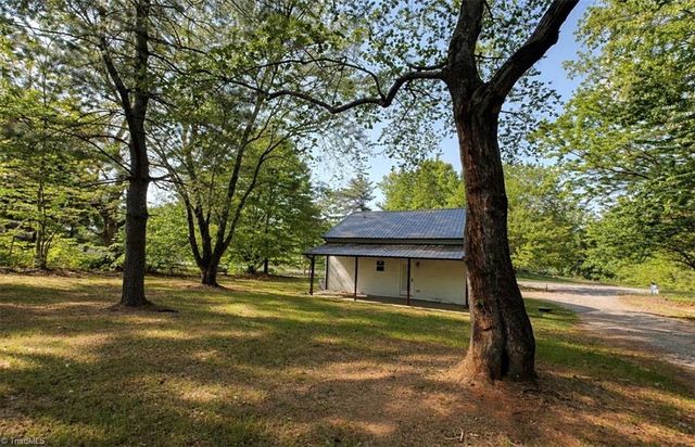 8036 NC Highway 67, East Bend, NC 27018
