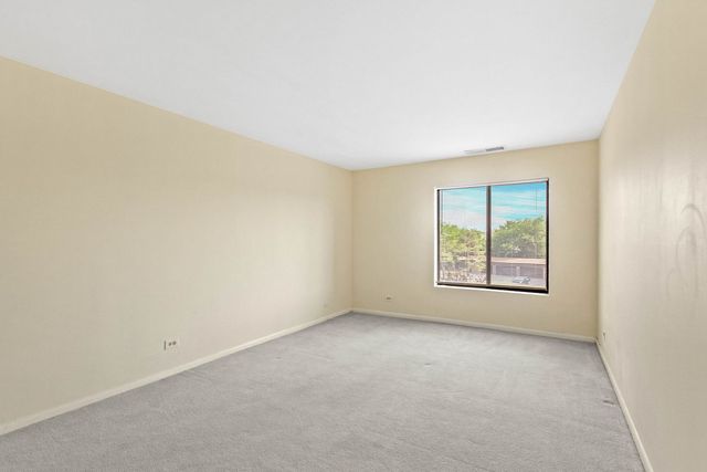 2100 Valencia Drive 300B, Northbrook, IL 60062