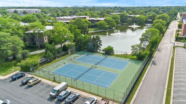 2100 Valencia Drive 300B, Northbrook, IL 60062