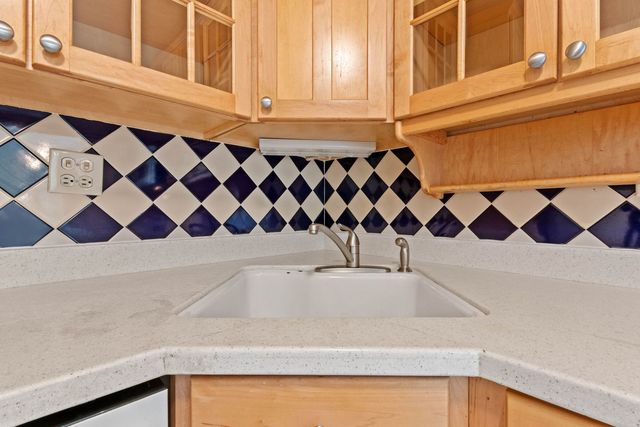 2100 Valencia Drive 300B, Northbrook, IL 60062