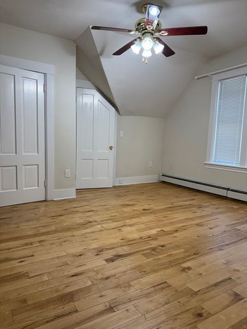 92 Maverick St, Fitchburg, MA 01420