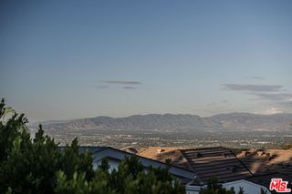 121 Navajo Lane, Topanga, CA 90290