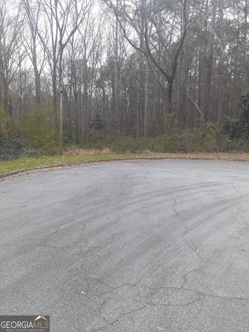 100 Lovelace Street, Newnan, GA 30263