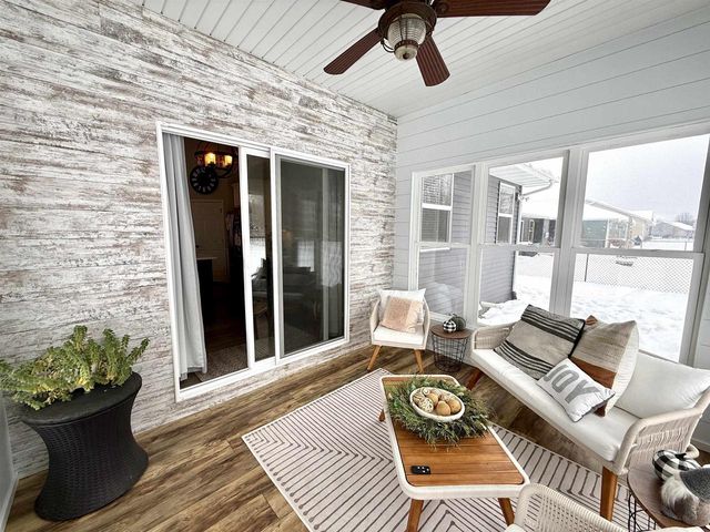 1045 Barbara Circle, Belleville, WI 53508