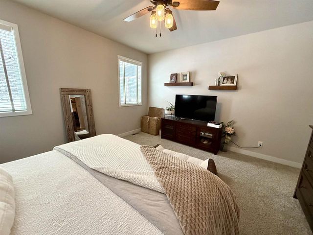 1045 Barbara Circle, Belleville, WI 53508