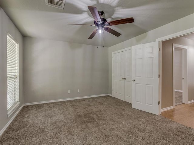 10461 Ridgeview Drive, Edmond, OK 73034