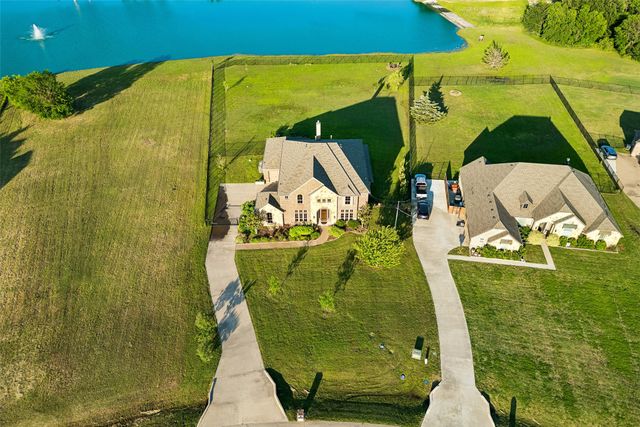 3030 Wincrest Drive, Rockwall, TX 75032