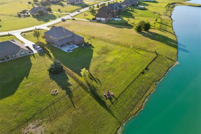 3030 Wincrest Drive, Rockwall, TX 75032