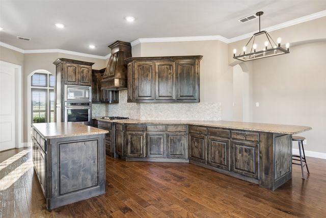 3030 Wincrest Drive, Rockwall, TX 75032
