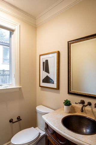 17 Almendral Avenue, Atherton, CA 94027