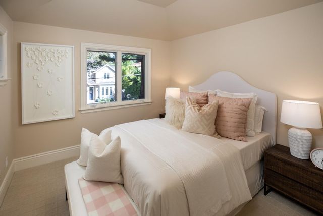 17 Almendral Avenue, Atherton, CA 94027