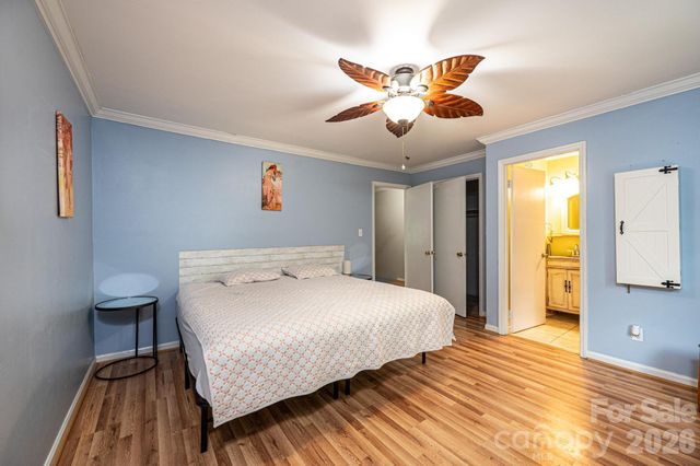 826 6th Street NW 4, Hickory, NC 28601