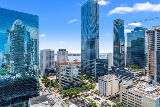 1300 S Miami Ave 2305, Miami, FL 33130