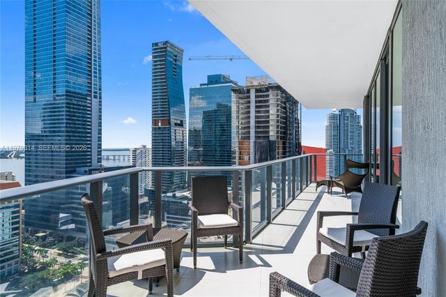 1300 S Miami Ave 2305, Miami, FL 33130